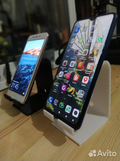 Подставка для телефона