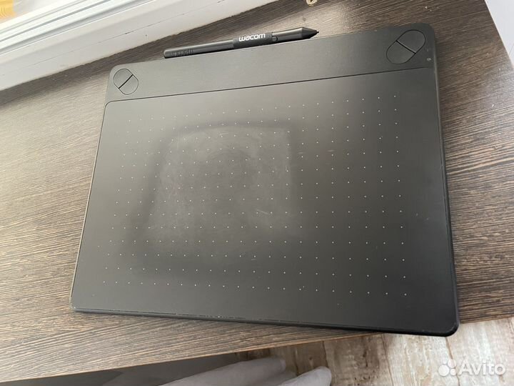 Графический планшет wacom Intuos Art M