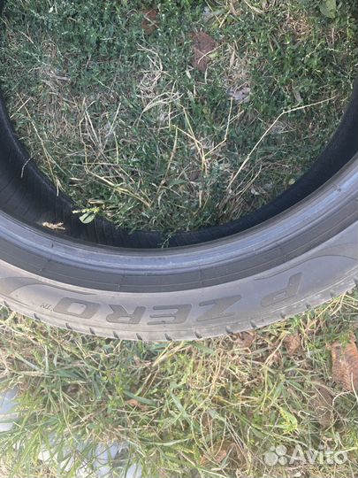 Pirelli P Zero 245/40 R19