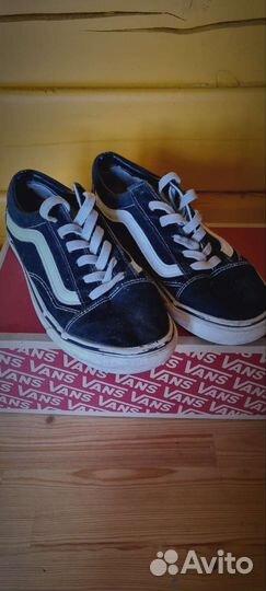 Кроссовки vans