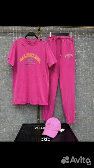 Спортивный костюм женский новый