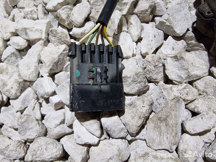 Моторчик стеклоочистителя Мерива