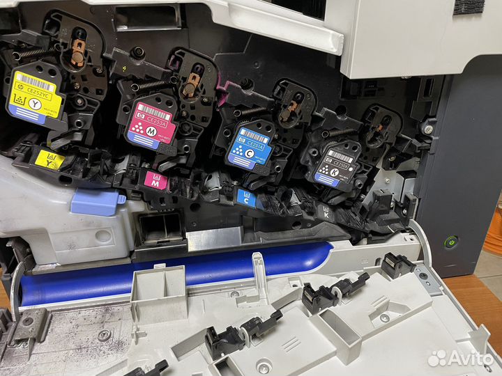 Мфу HP color LaserJet CM3530