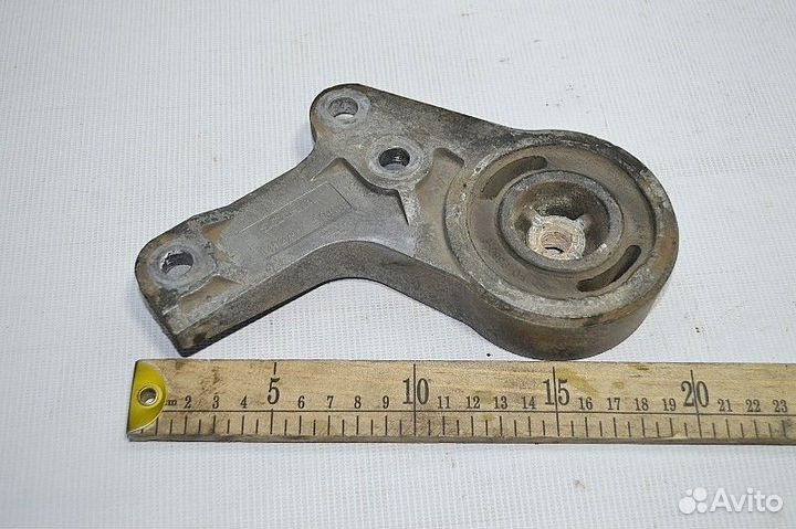 Подушка радиатора, правая scania P-series (01.04)