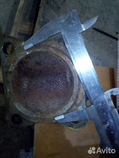 Карданный вал привода бочки автобетоносмесителя