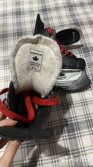 Коньки Easton