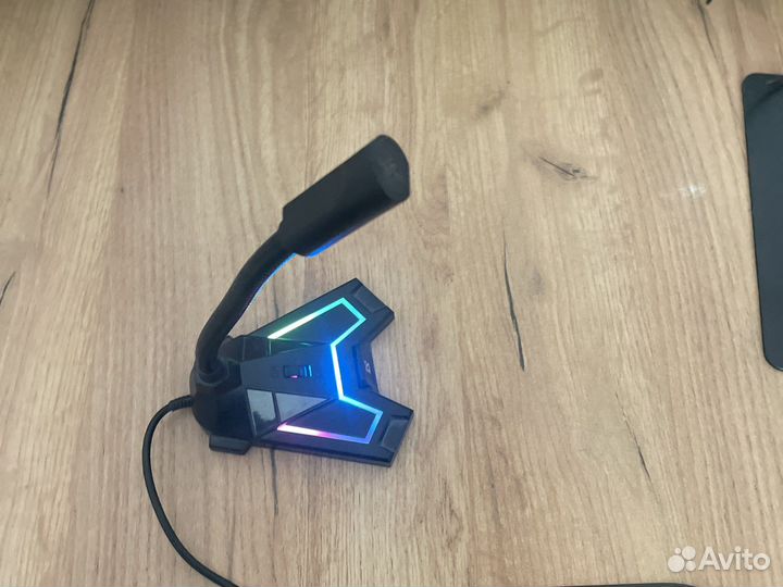 Микрофон игравой с RGB подцветкой