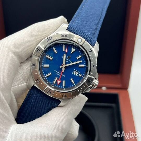 Breitling blue steel часы