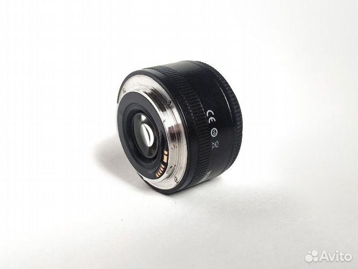 Объeктив Yongnuо EF 35mm F/2