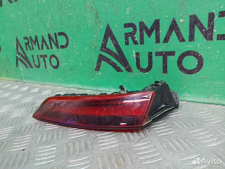 Фонарь внутренний левый Hyundai Sonata 8 DN8