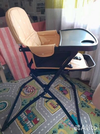Стульчик для кормления
