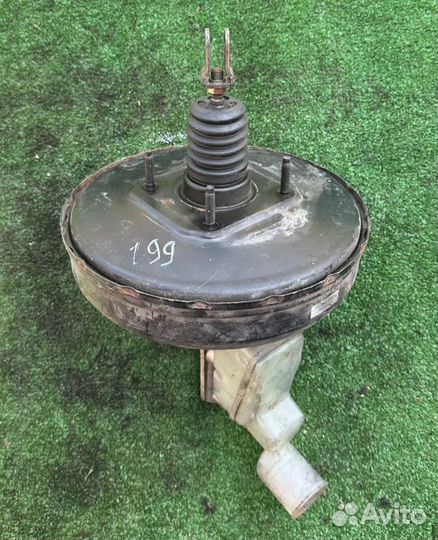 Вакуумный усилитель тормозов Toyota Rav4 2.0 2001