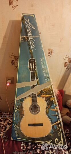 Акустическая гитара Amadeus