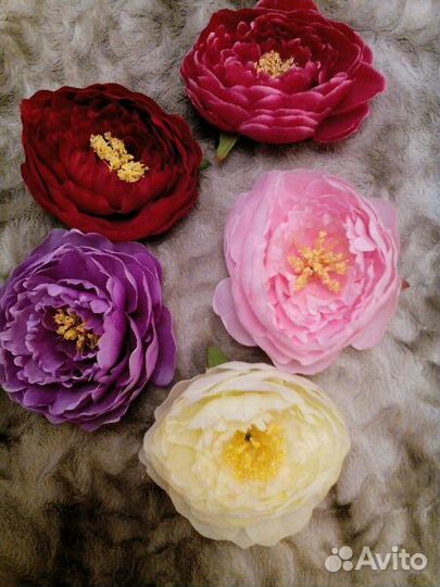 Резинка заколка брошка цветок Пион большой d14 см