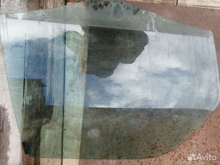 Стекла правых дверей Fiat albea