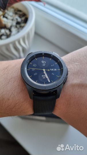 Смарт часы Samsung Galaxy Watch 42mm