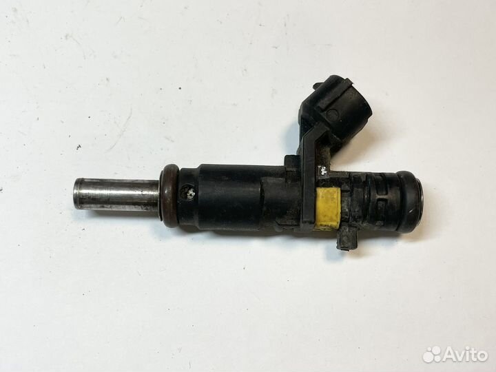 Форсунка Peugeot 308