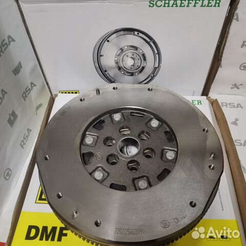 Маховик двухмассовый Nissan Qashqai X-trail LUK