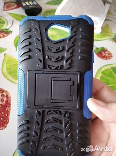 Аксессуары для телефонов