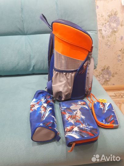 Школьный рюкзак