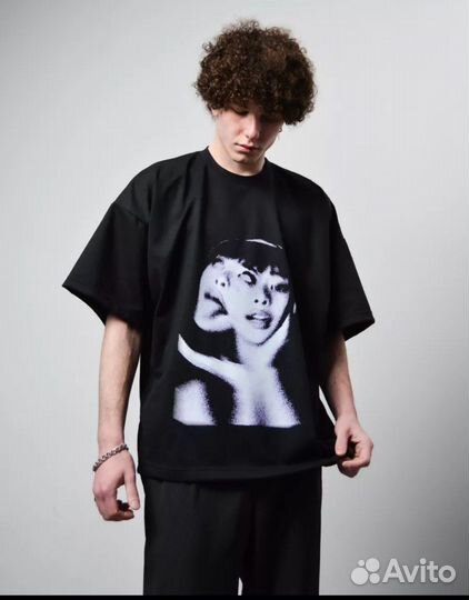 Футболка Crystal Castles