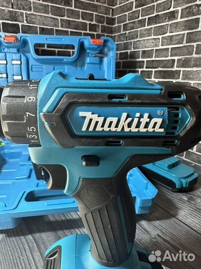 Шуруповерт makita