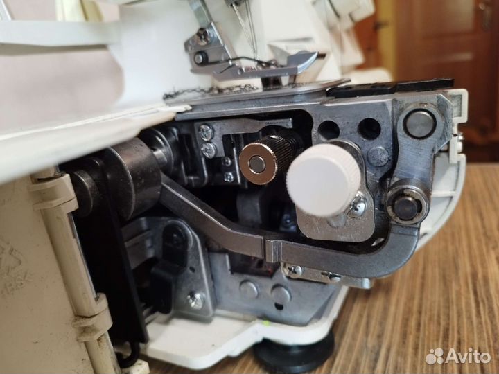 Оверлок Janome модель Т-34