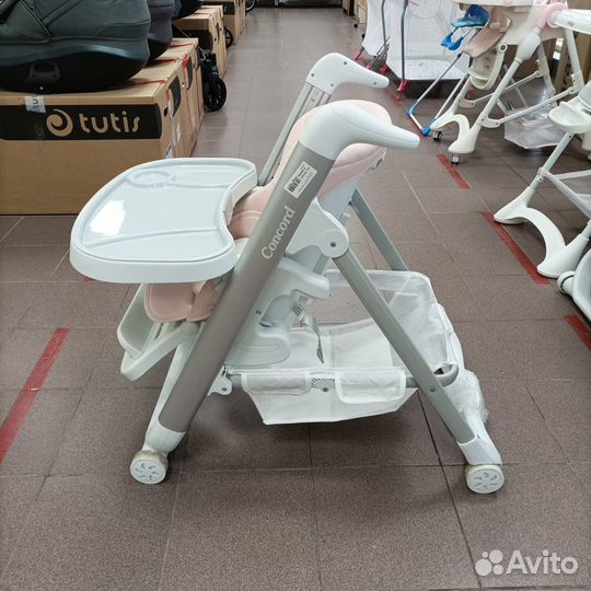 Стульчик для кормления Carrello Caramel