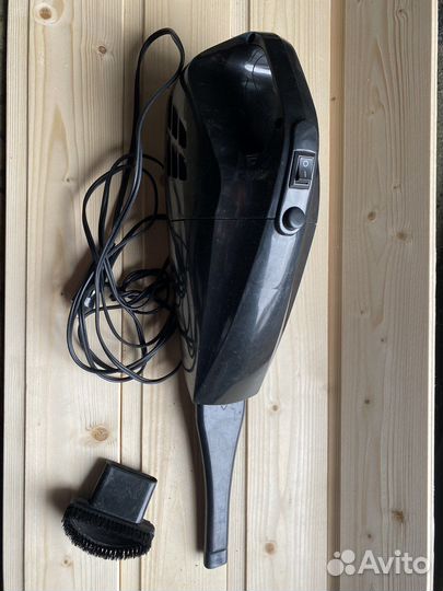 Автомобильный пылесос