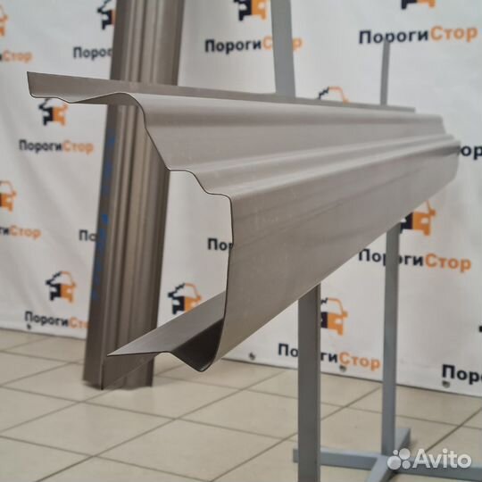 Кузовной порог правый Citroen C4 ремкомплект