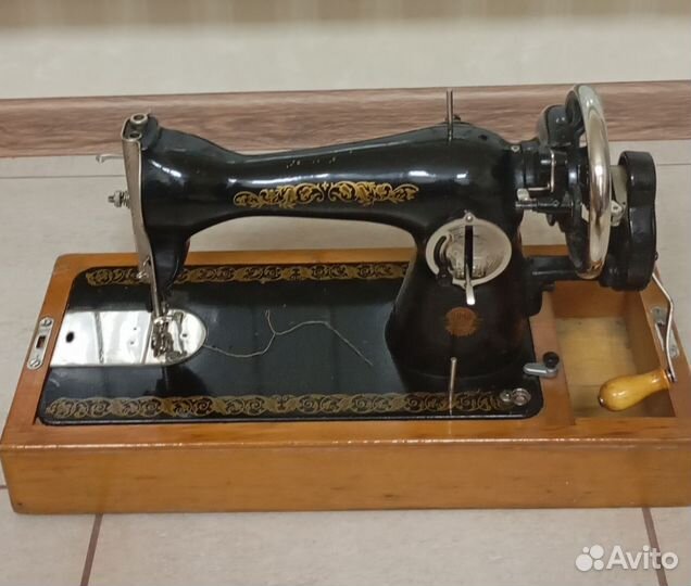 Швейная машина ручная