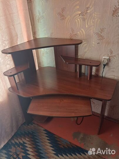 Компьютерный стол бу