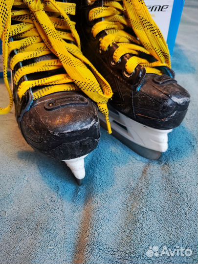 Хоккейные коньки bauer