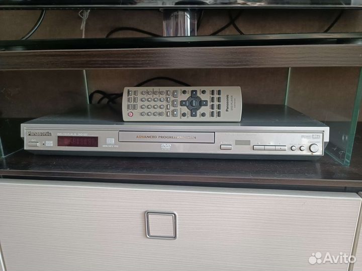 DVD плеер panasonic