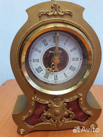 Часы настольные Янтарь ссср. Рабочие