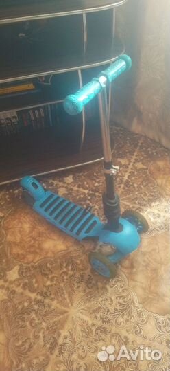 Самокат детский трехколесный