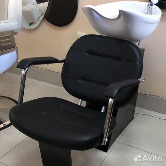 Мойка Лена креслом Алекс