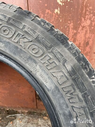 Yokohama Geolandar A/T G015 225/65 R17 102