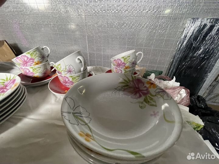 Столовый сервиз Bekker