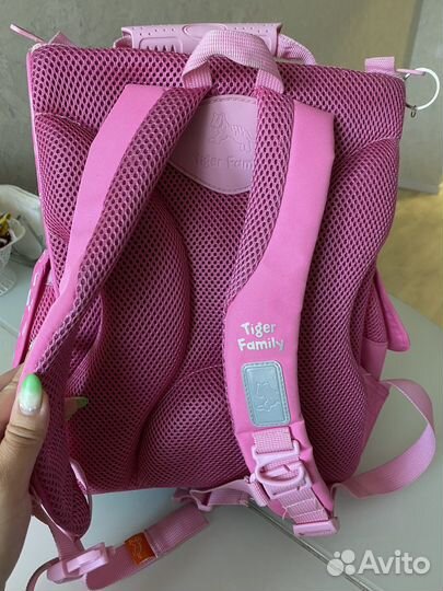 Школьльный портфель анатомический для девочки