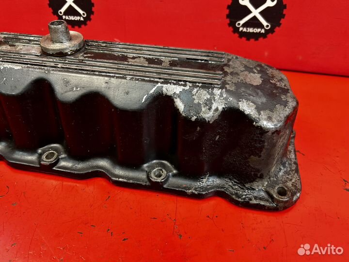 Клапанная крышка 4.0 Jeep Cherokee XJ 1984-2001