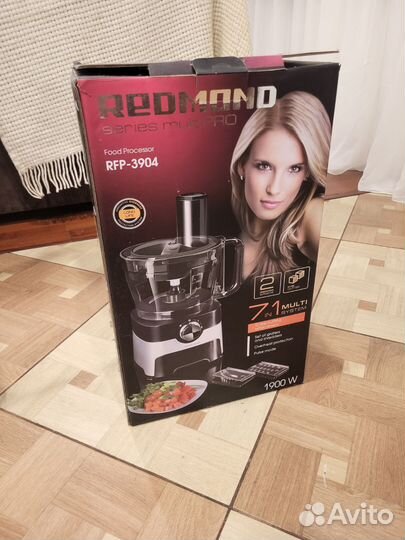Кухонный комбайн Redmond