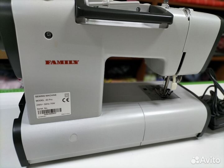 Швейная машина family
