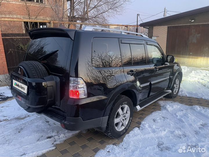 Mitsubishi Pajero 3.2 AT, 2007, 256 612 км