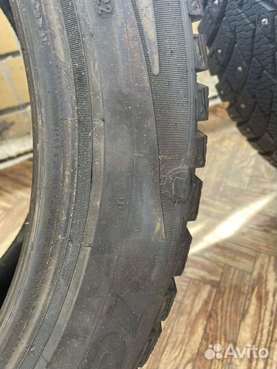 Pirelli Ice Zero 2 235/45 R18 98H