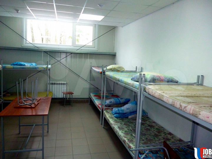 Комната 18 м² в > 9-к., 2/2 эт.