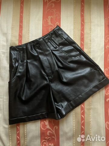 Шорты из эко кожи
