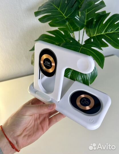 Беспроводная зарядка для iPhone док станция 4 в 1