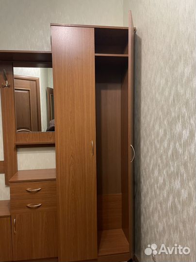 Шкаф прихожая