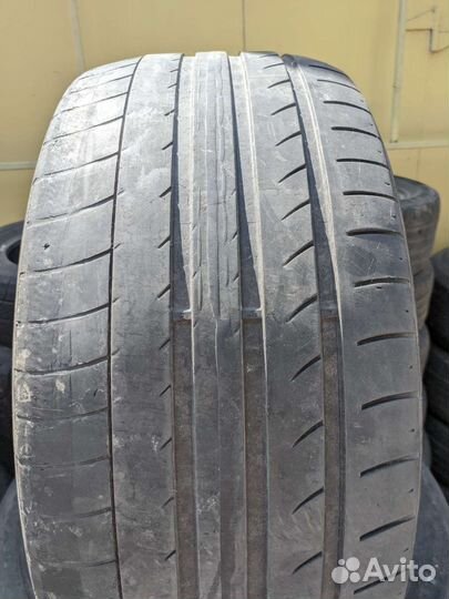 Dunlop SP Sport Maxx GT 275/40 R20 и 315/35 R20 106W